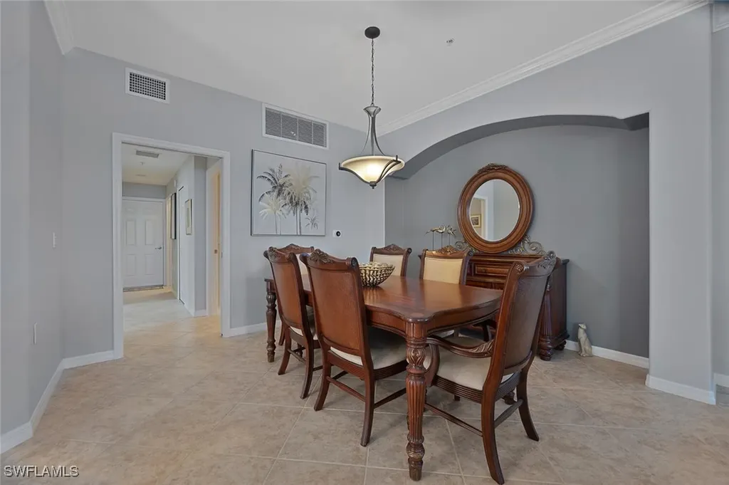 10610 Smokehouse Bay Drive Naples FL 34120