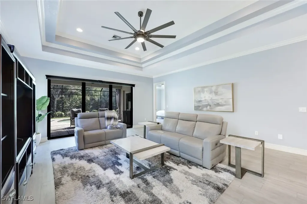 6592 Roma Way Naples FL 34113