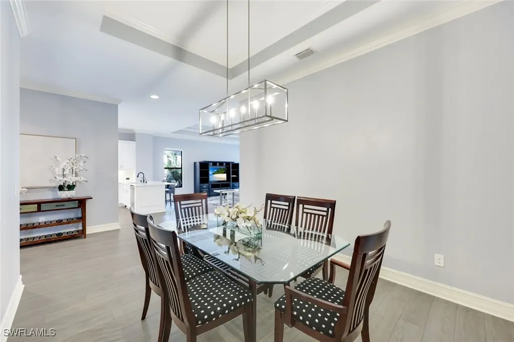 6592 Roma Way Naples FL 34113