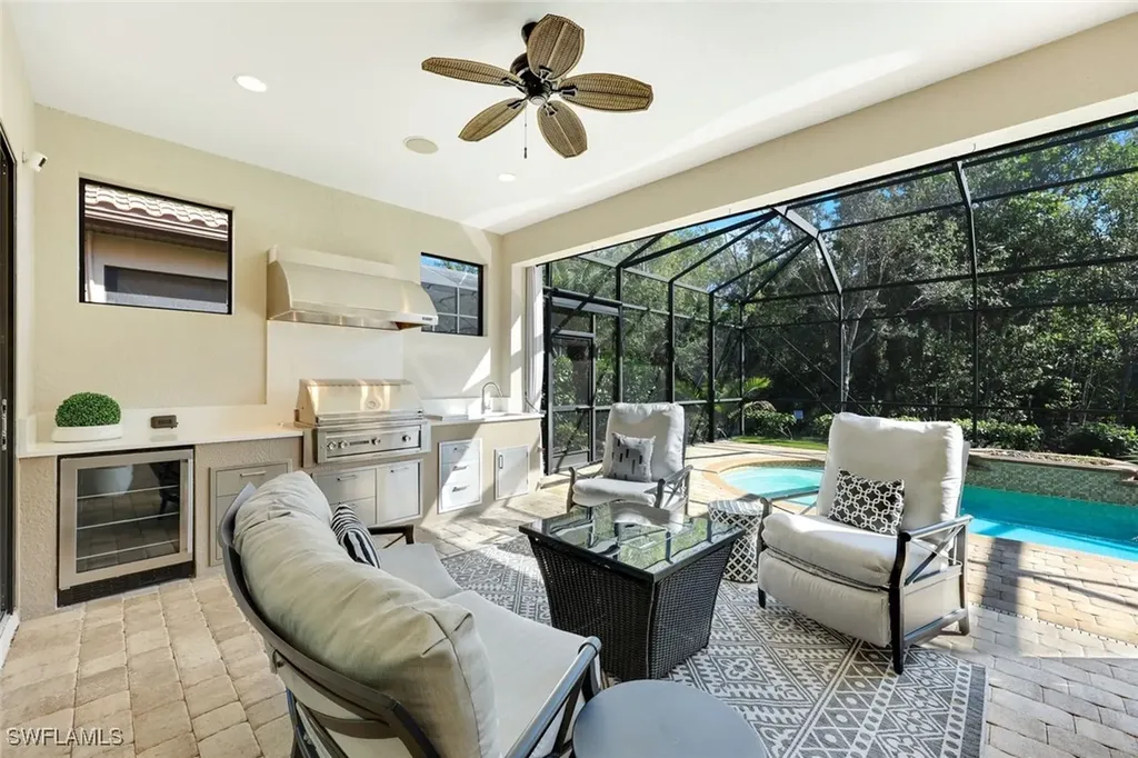 6592 Roma Way Naples FL 34113