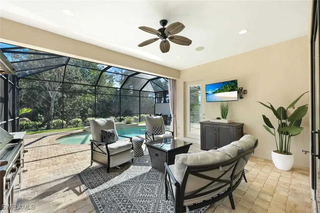 6592 Roma Way Naples FL 34113