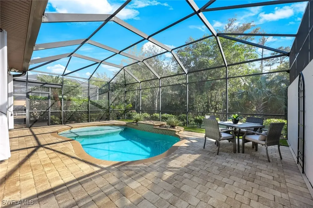 6592 Roma Way Naples FL 34113