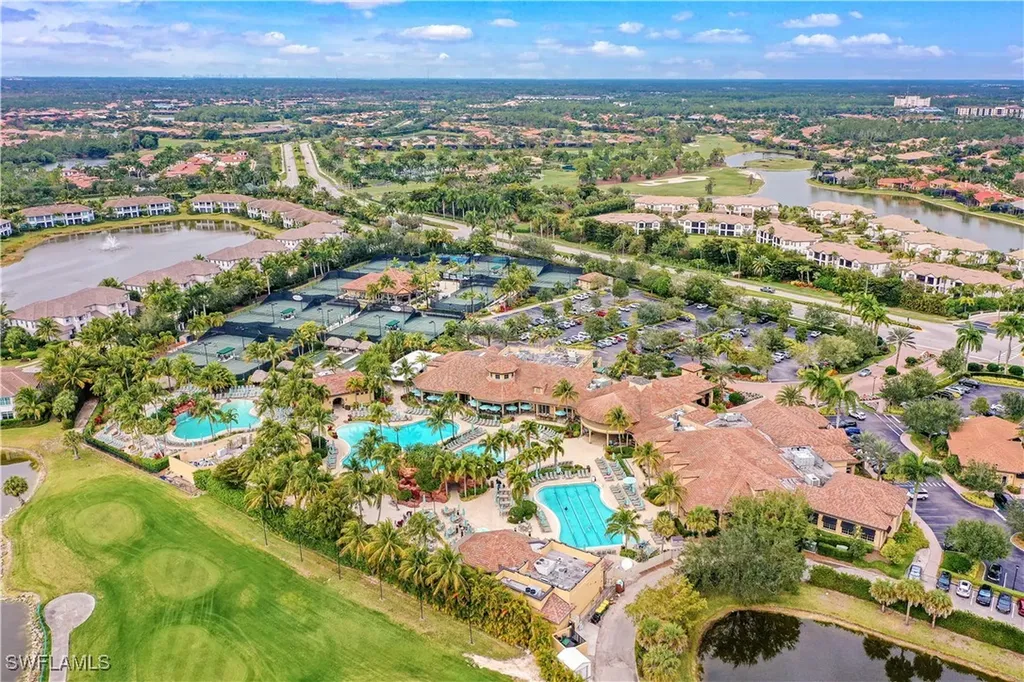 6592 Roma Way Naples FL 34113