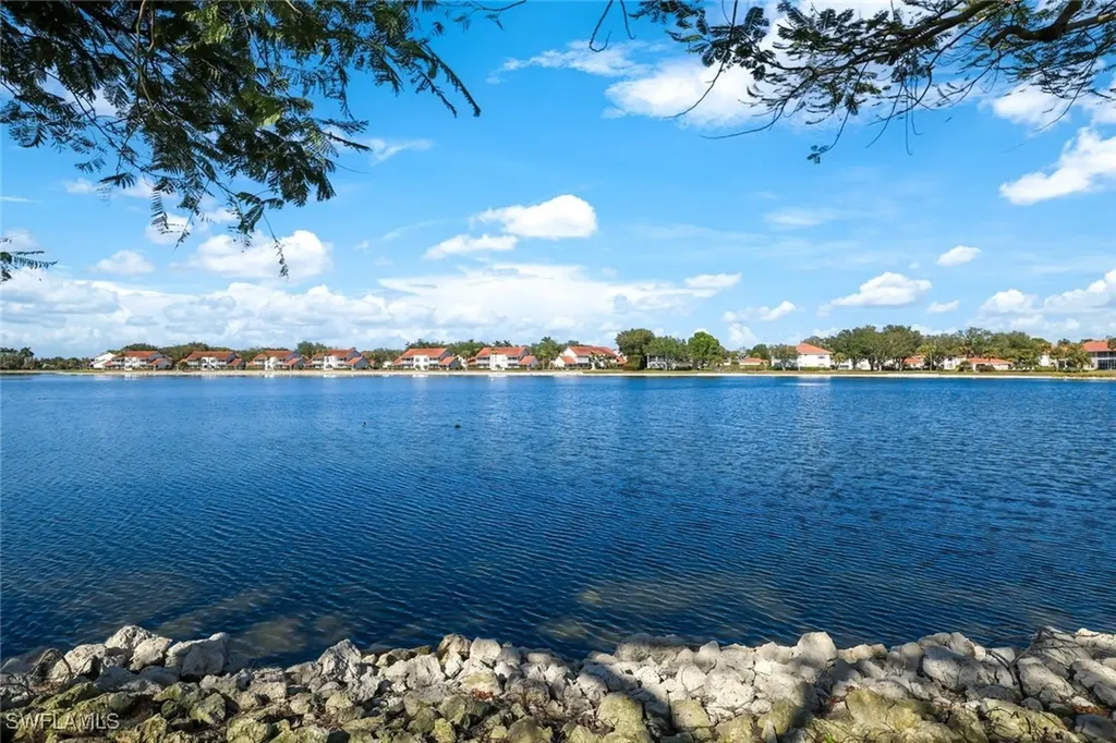 260 Lambton Lane Naples FL 34104