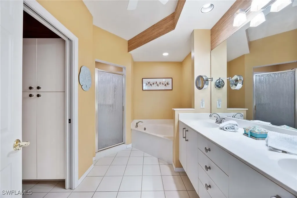 24410 Reserve Court Bonita Springs FL 34134