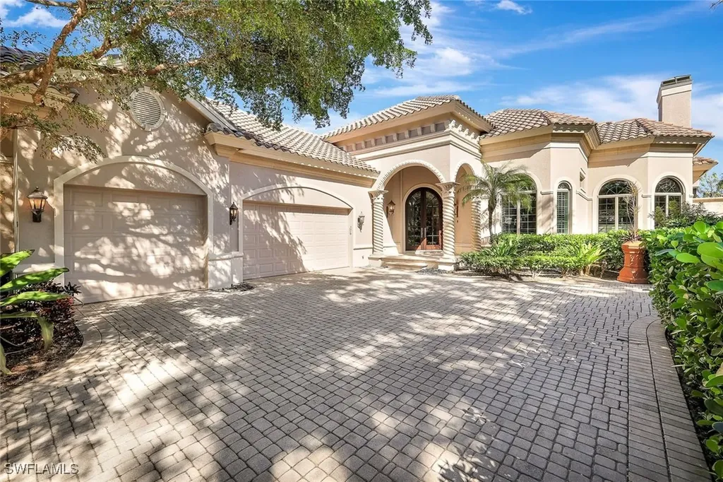26201 Woodlyn Drive Bonita Springs FL 34134