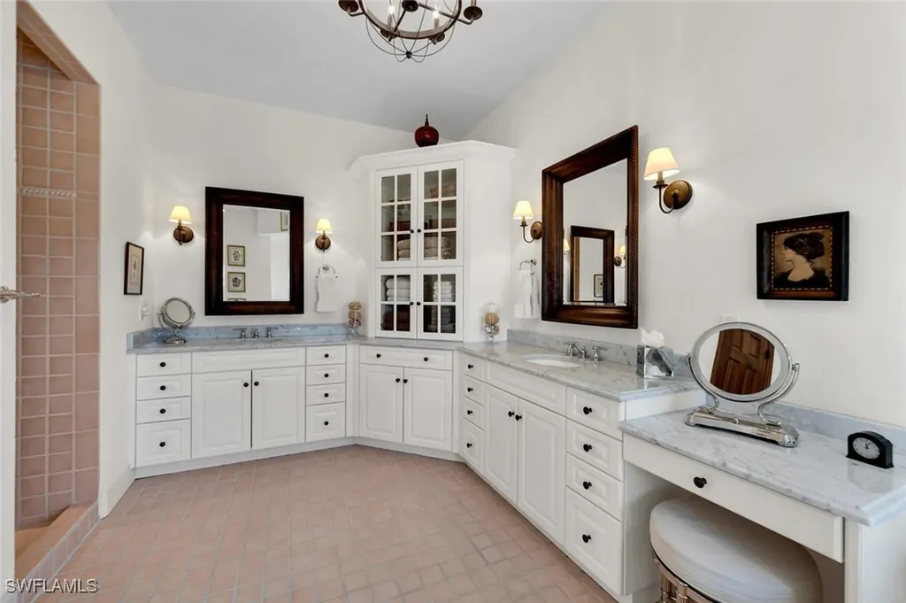 3863 Woodlake Drive Bonita Springs FL 34134