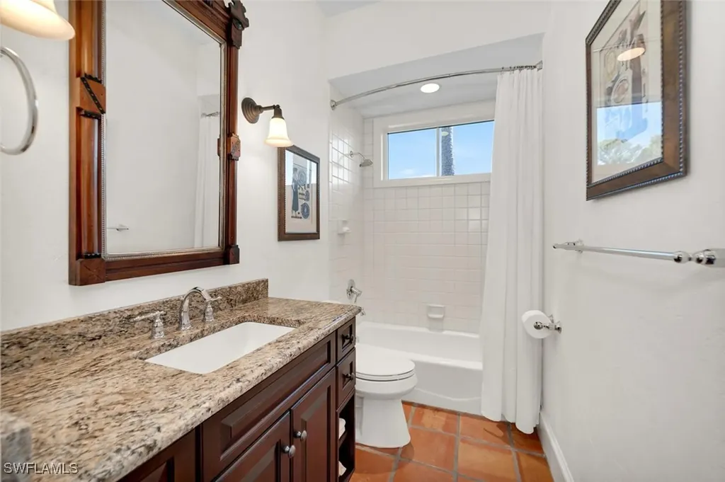 3863 Woodlake Drive Bonita Springs FL 34134