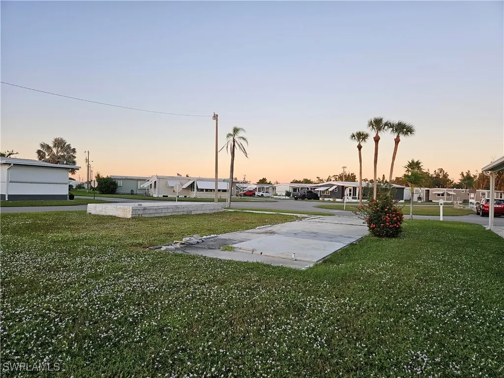 2771 Deerfield Drive North Fort Myers FL 33917