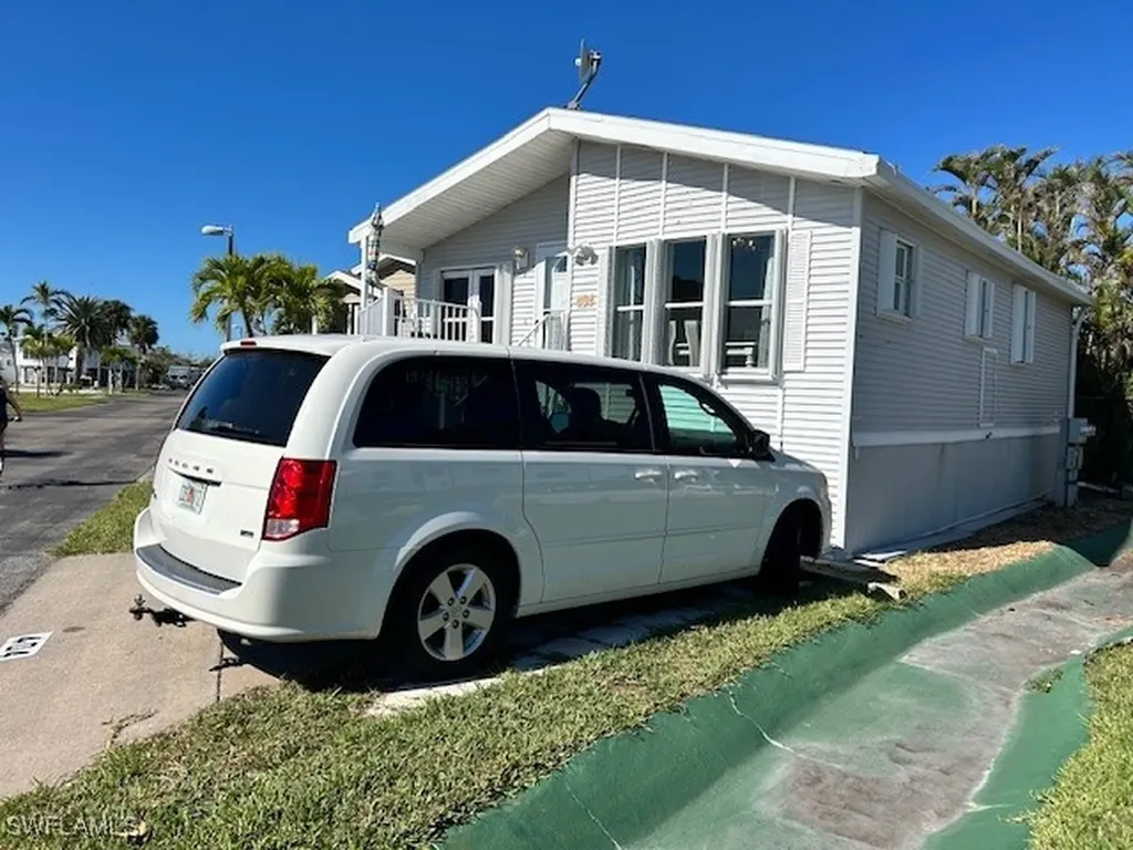 19681 Summerlin Road Fort Myers FL 33908