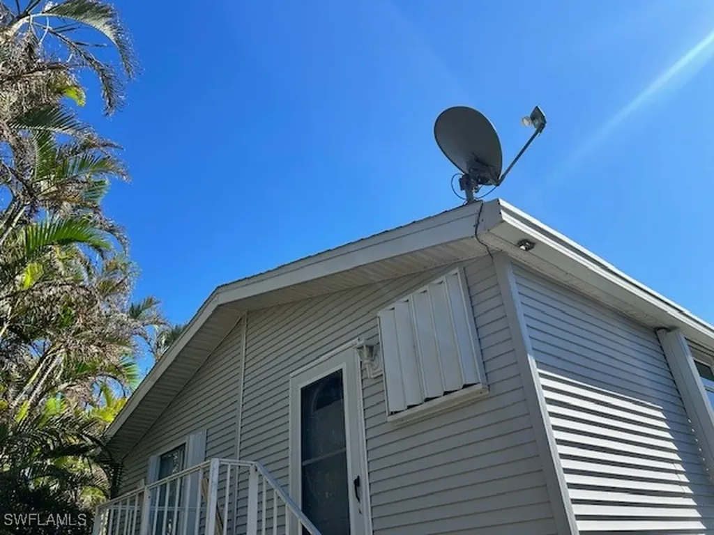 19681 Summerlin Road Fort Myers FL 33908