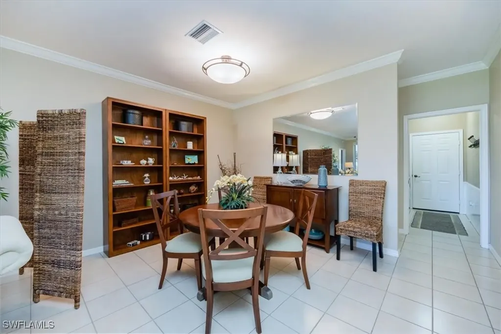 5975 Pinnacle Lane Naples FL 34110