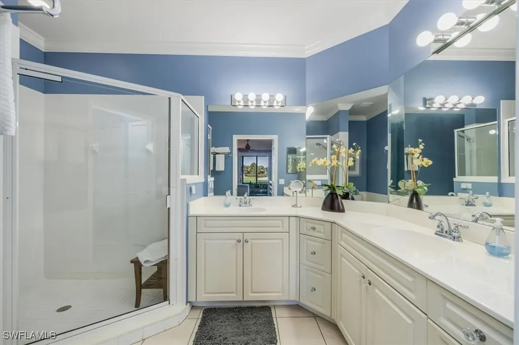 5975 Pinnacle Lane Naples FL 34110