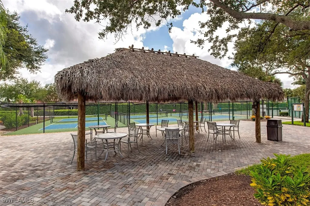 5975 Pinnacle Lane Naples FL 34110