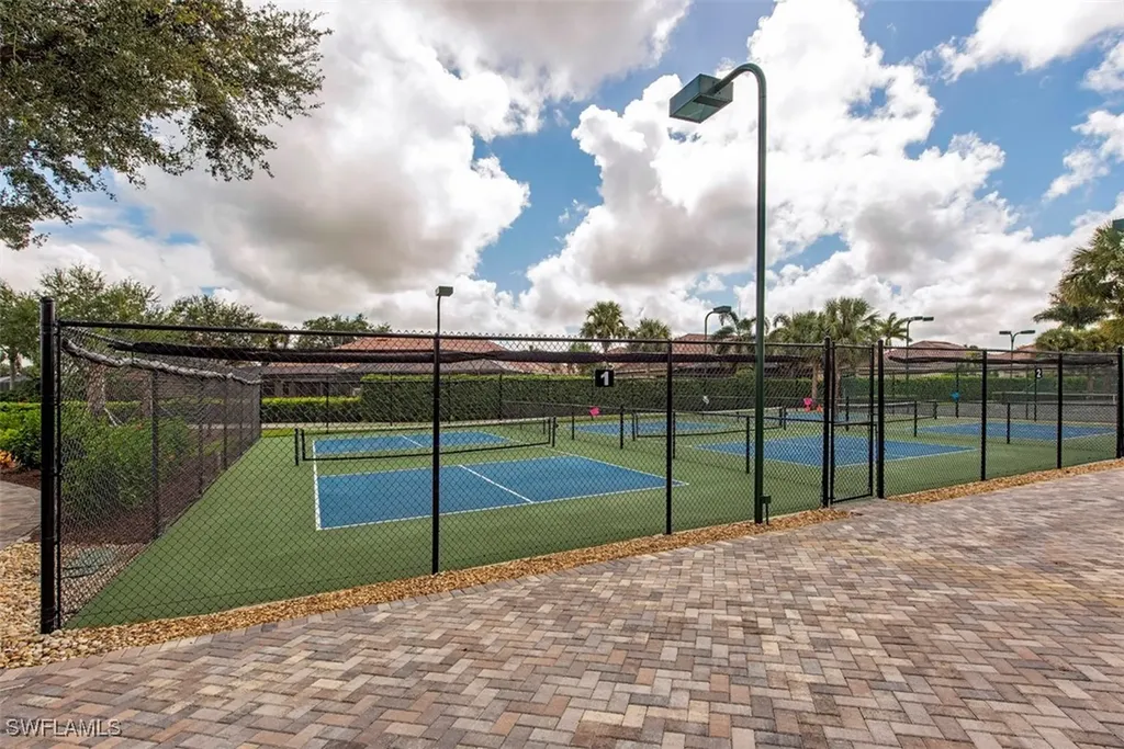 5975 Pinnacle Lane Naples FL 34110