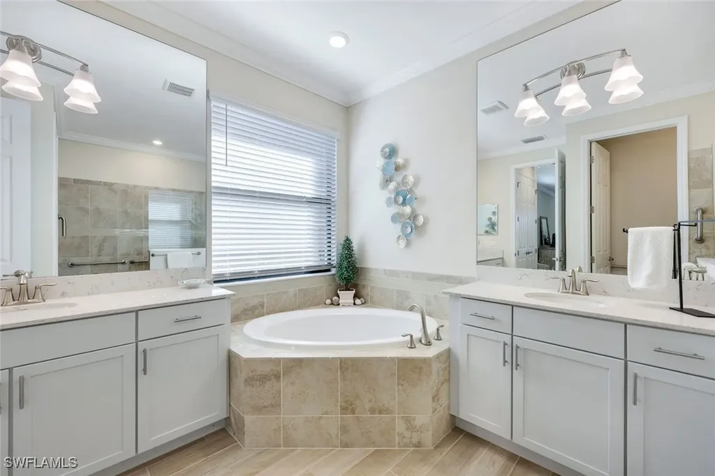 1862 Mustique Street Naples FL 34120