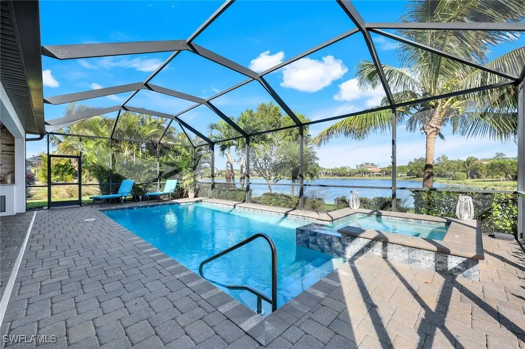 1862 Mustique Street Naples FL 34120