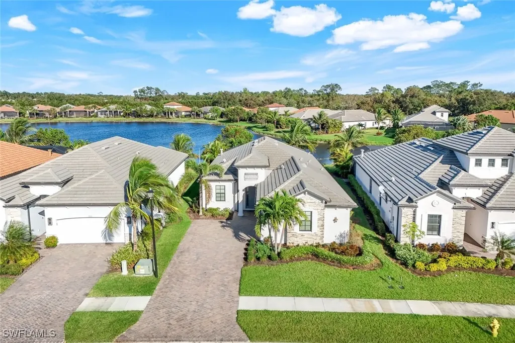 1862 Mustique Street Naples FL 34120