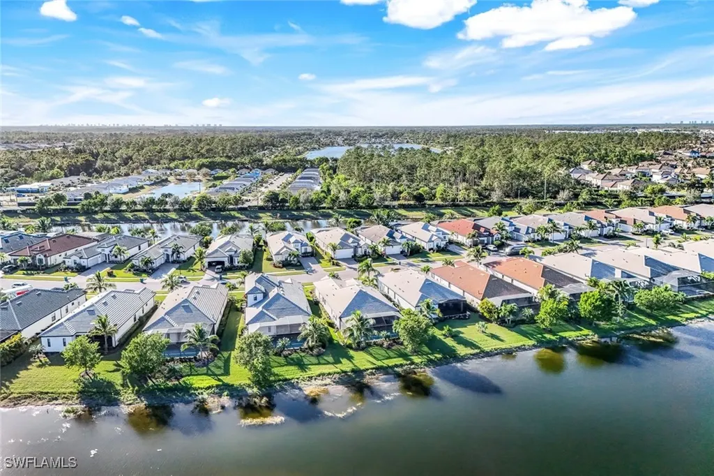 1862 Mustique Street Naples FL 34120
