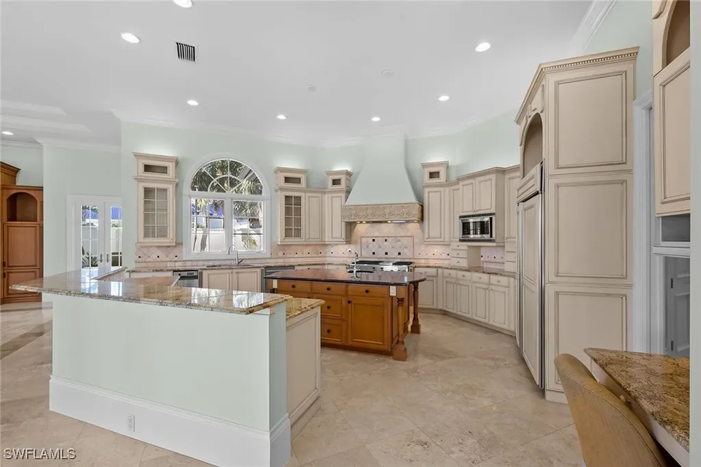 28790 Blaisdell Drive Naples FL 34119