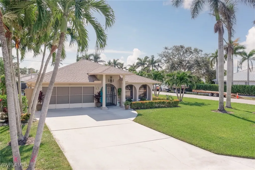 700 106th Avenue N Naples FL 34108