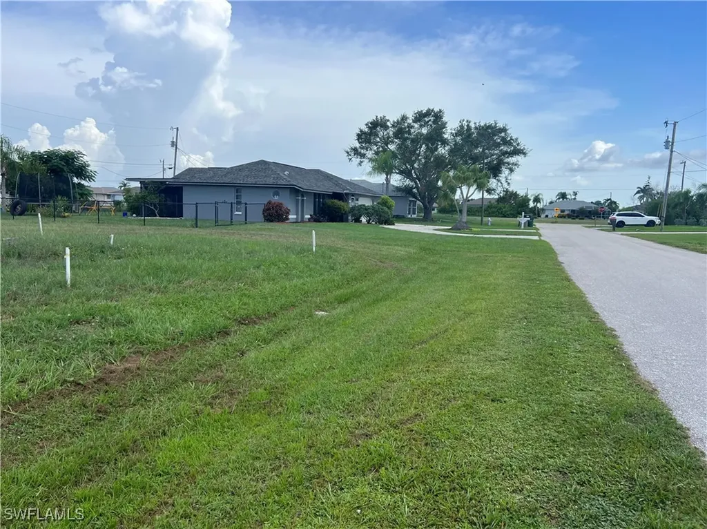 129 SE 5th Avenue Cape Coral FL 33990