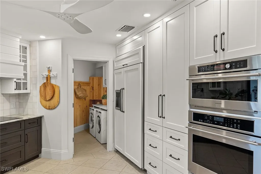 5893 Via Lugano Naples FL 34108