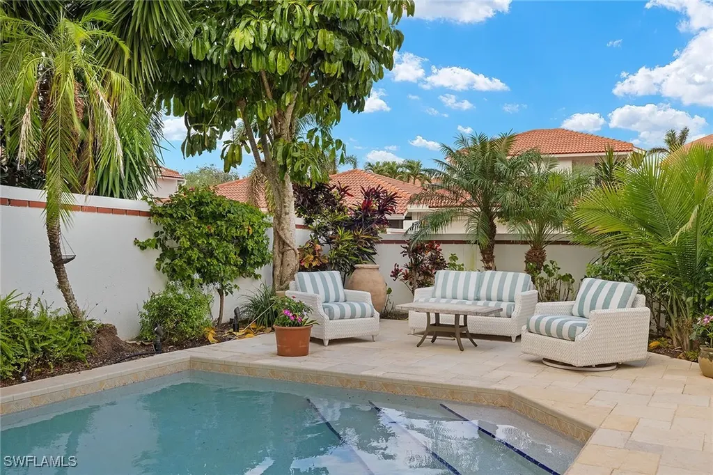 5893 Via Lugano Naples FL 34108