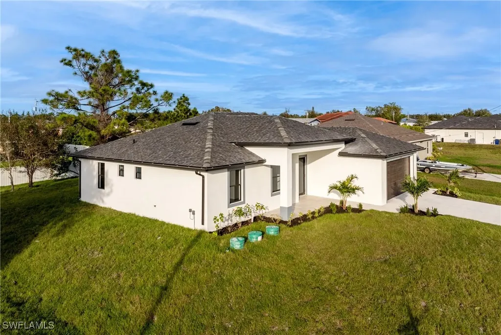 3318 9th Street SW Lehigh Acres FL 33976