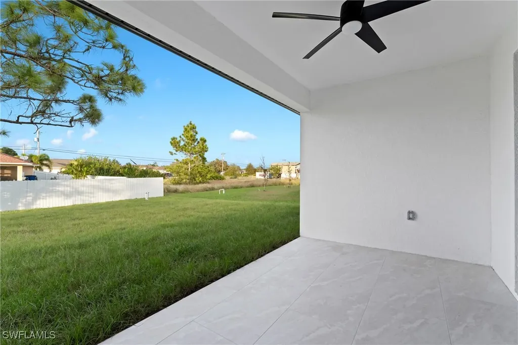3318 9th Street SW Lehigh Acres FL 33976