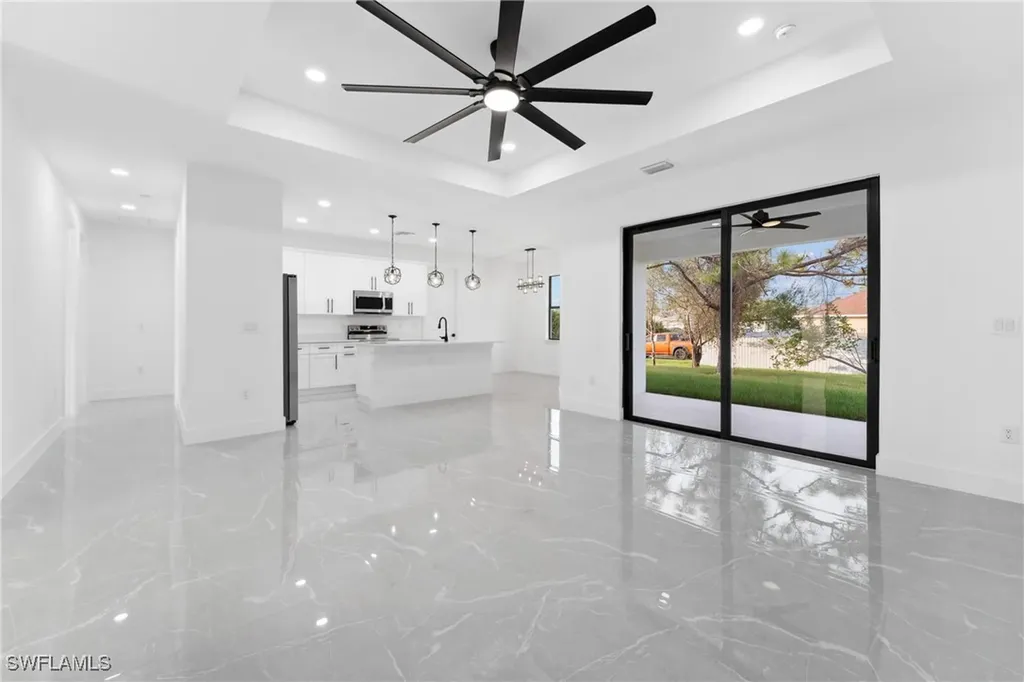 3318 9th Street SW Lehigh Acres FL 33976