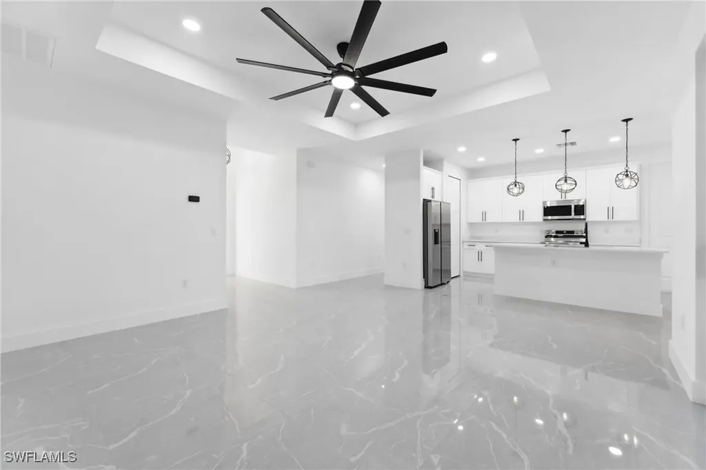 3318 9th Street SW Lehigh Acres FL 33976
