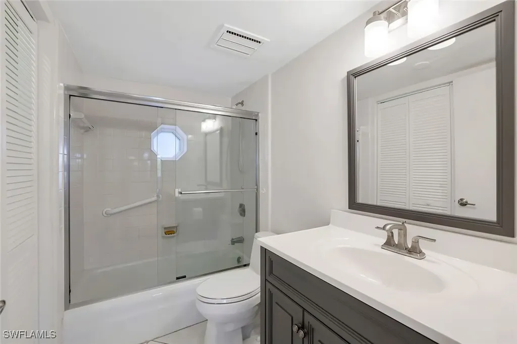 35 Glades Boulevard Naples FL 34112
