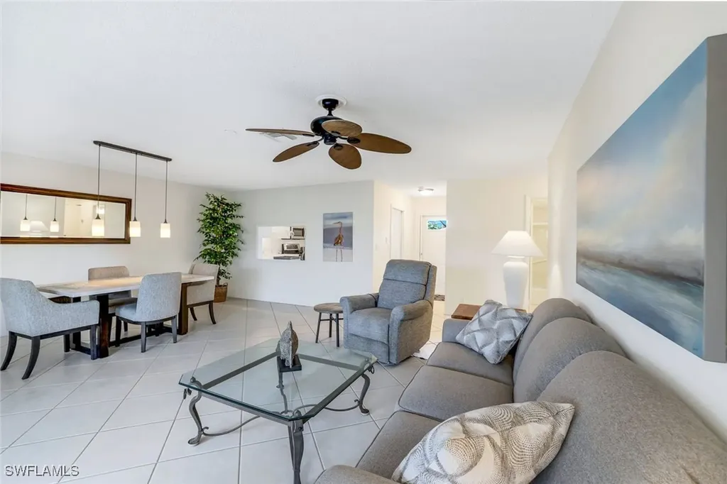 35 Glades Boulevard Naples FL 34112