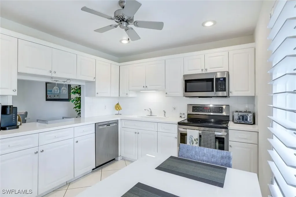 35 Glades Boulevard Naples FL 34112