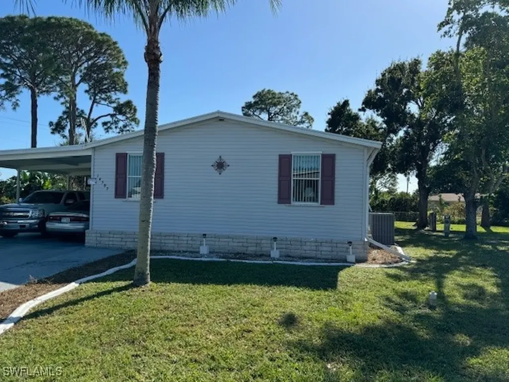 14507 Lara Circle North Fort Myers FL 33917