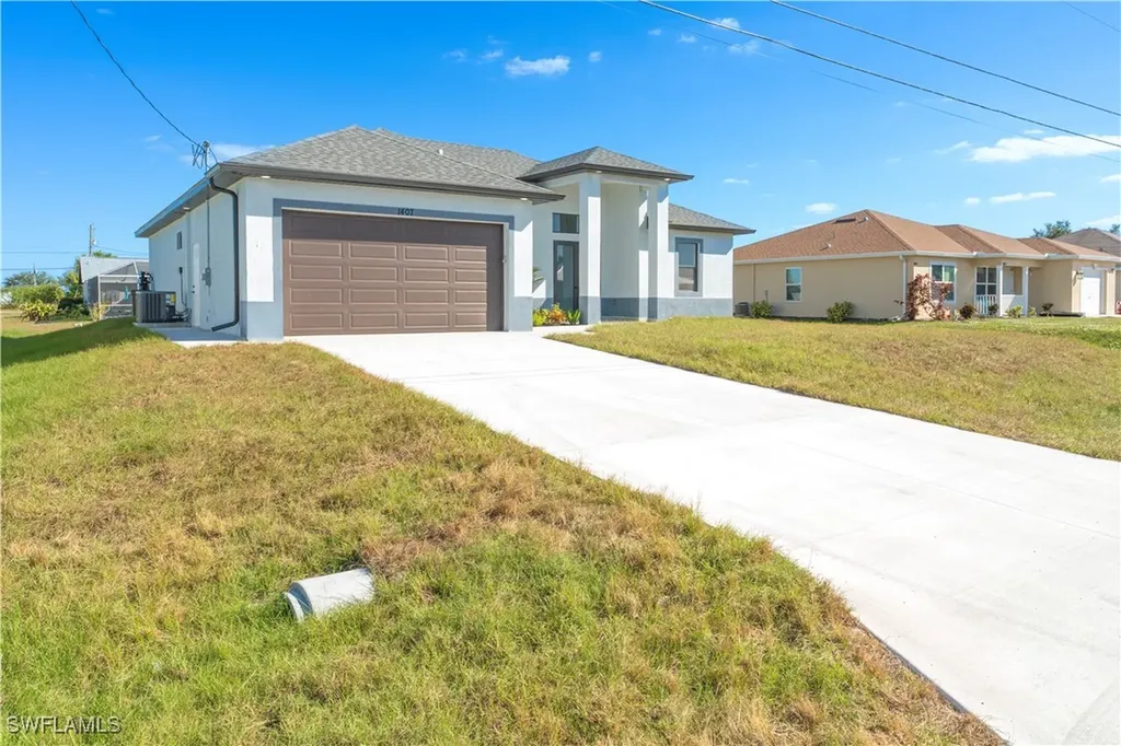 1407 NE 5th Avenue Cape Coral FL 33909