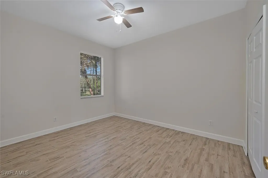 1040 24th Avenue NE Naples FL 34120