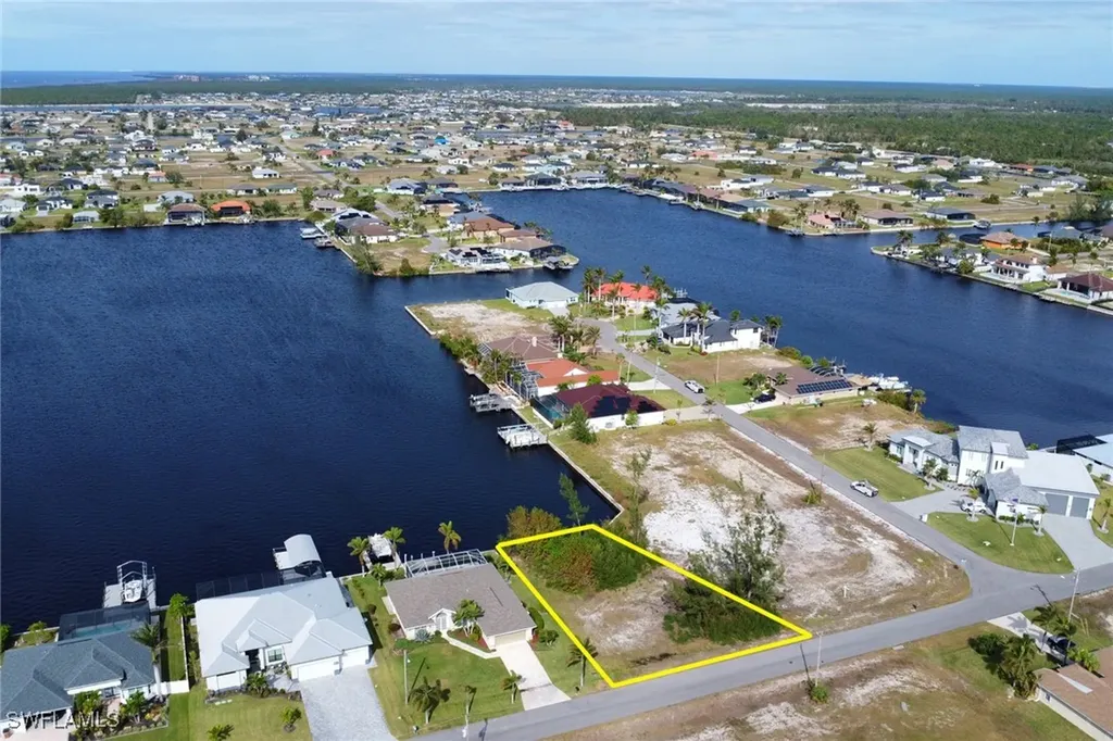 4323 NW 28th Street Cape Coral FL 33993