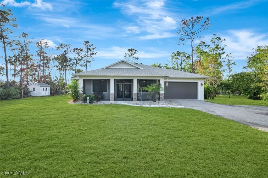 Naples FL, 4215 14TH Street NE
