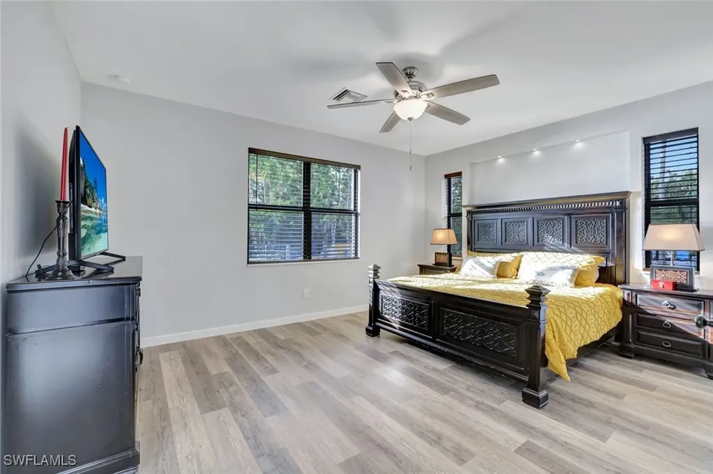 4215 14th Street NE Naples FL 34120