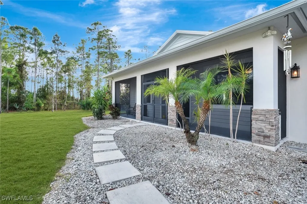 4215 14th Street NE Naples FL 34120