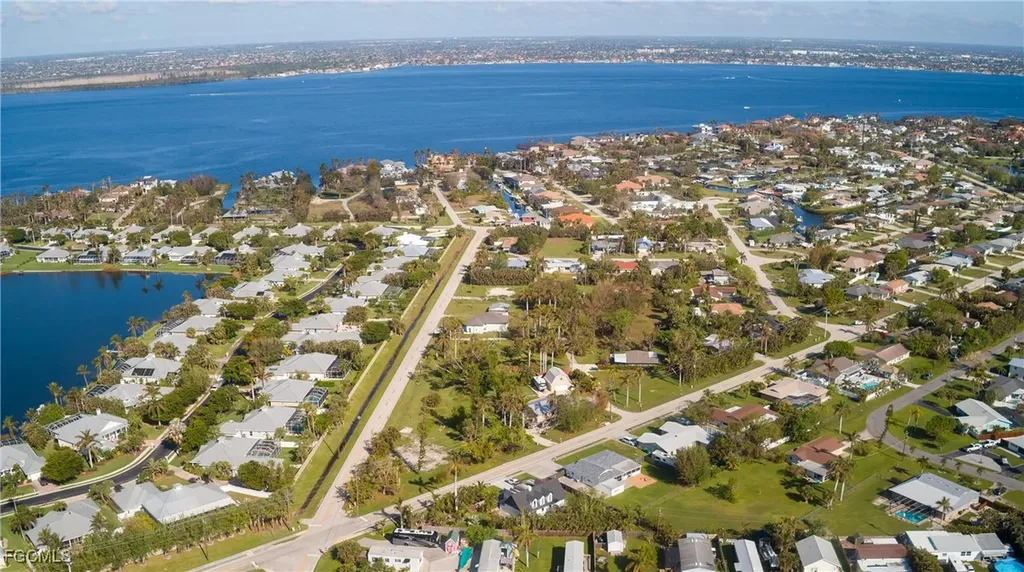 12998 Iona Road Fort Myers FL 33908