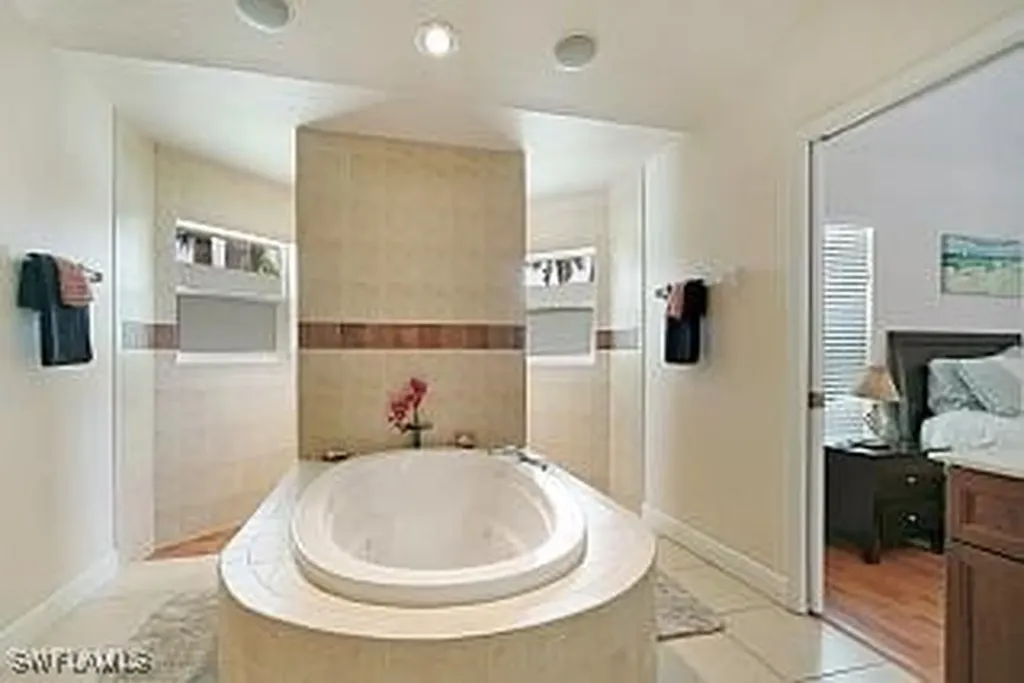 2505 SW 38th Terrace Cape Coral FL 33914