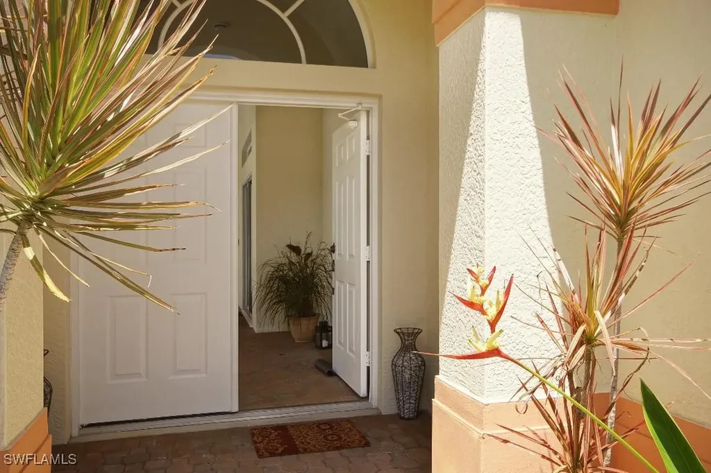 2505 SW 38th Terrace Cape Coral FL 33914