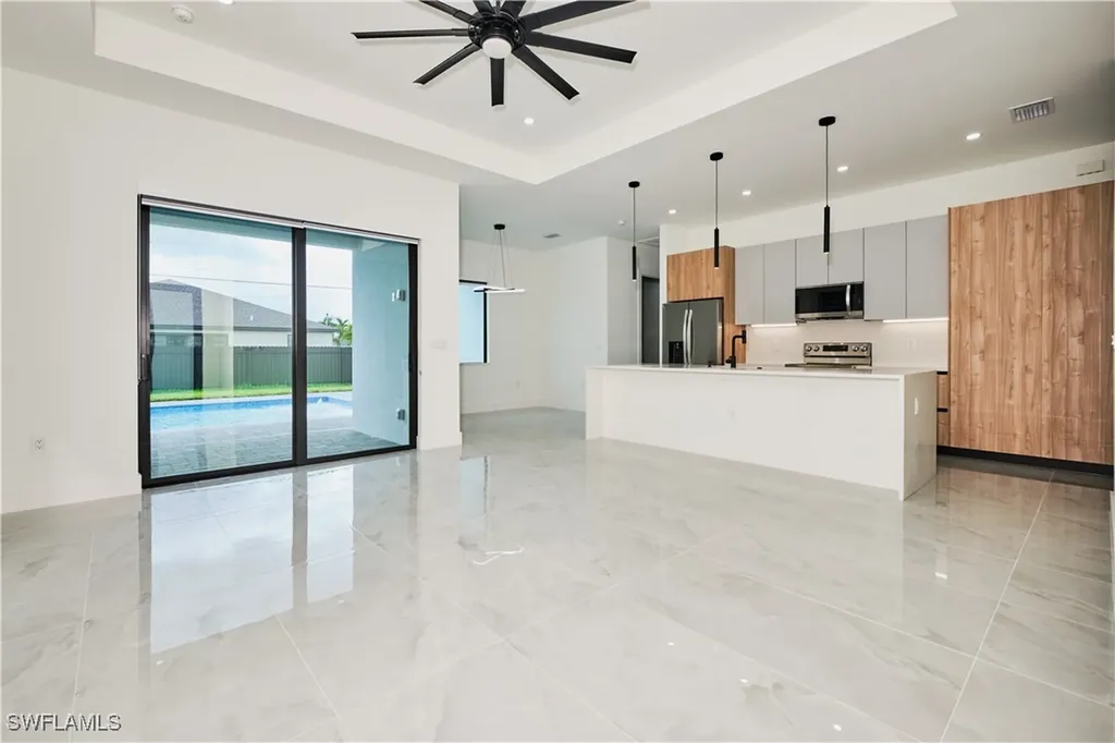 1012 SW 36th Street Cape Coral FL 33914