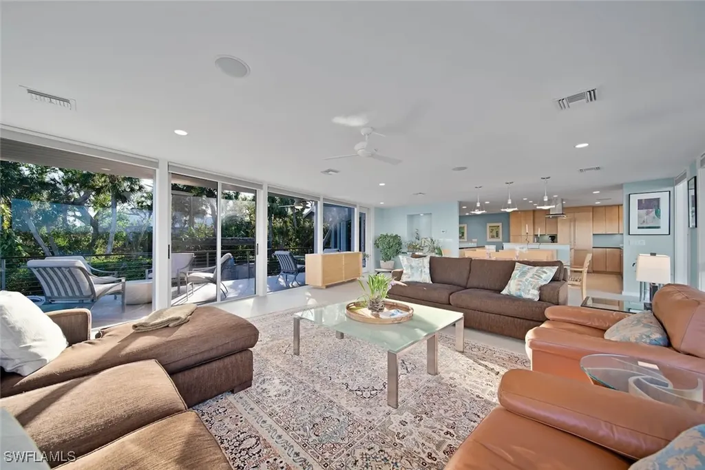 2688 Coconut Drive Sanibel FL 33957