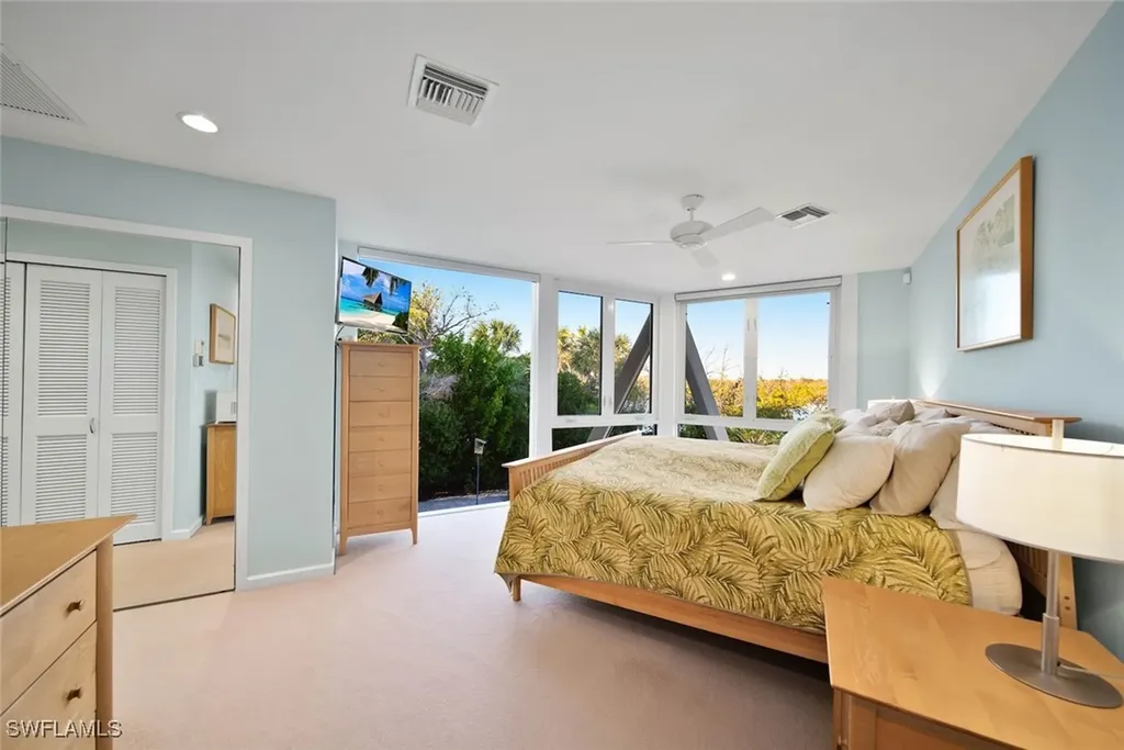 2688 Coconut Drive Sanibel FL 33957