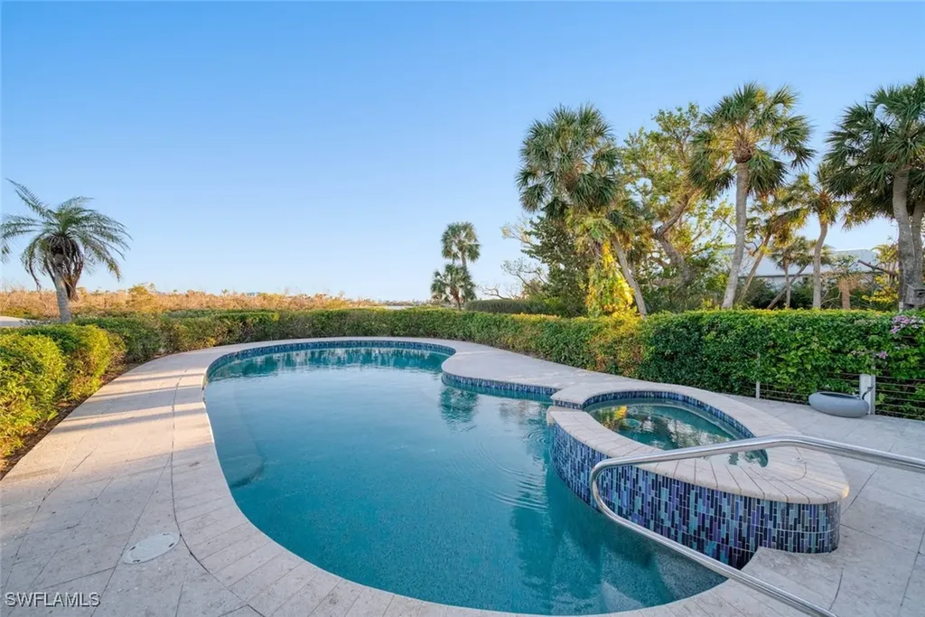 2688 Coconut Drive Sanibel FL 33957