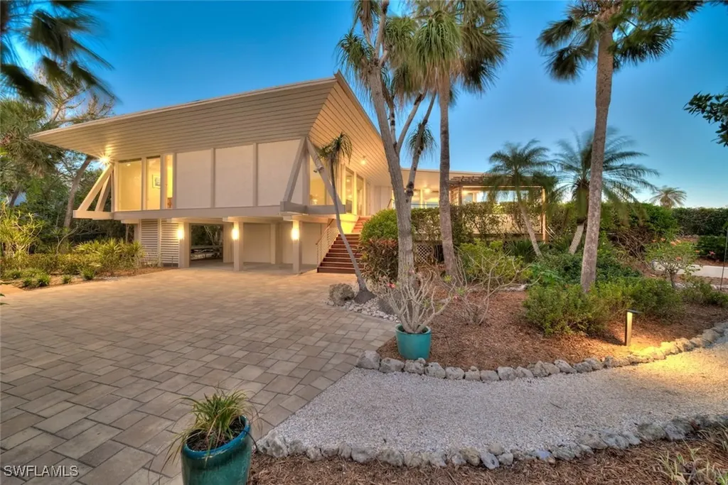 2688 Coconut Drive Sanibel FL 33957